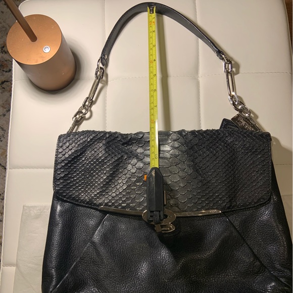 Limited addition, embossed, python snake skin, leather coach purse - Picture 15 of 16